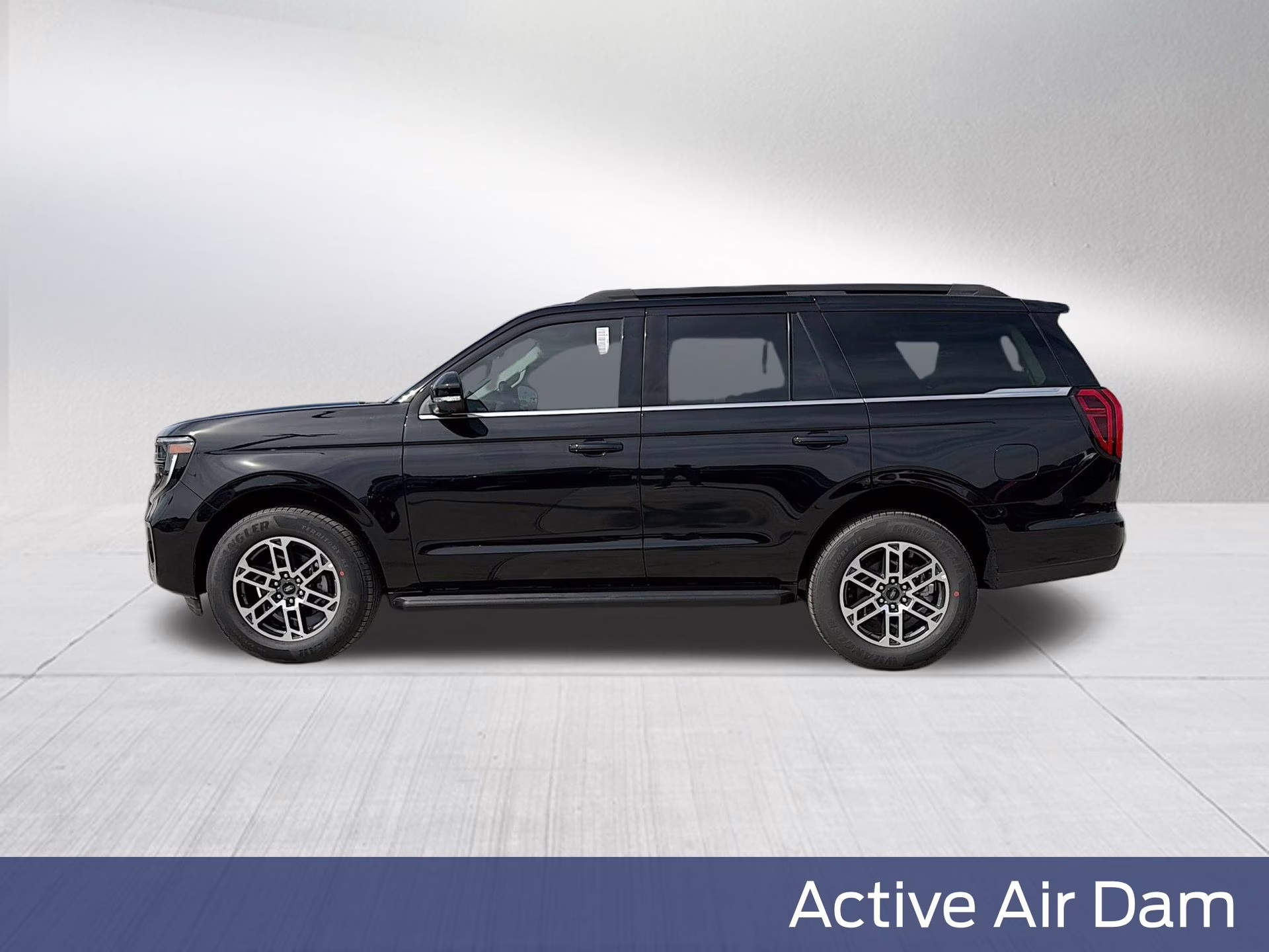 2026 Agate Black Metallic Ford Expedition Active RWD SUV