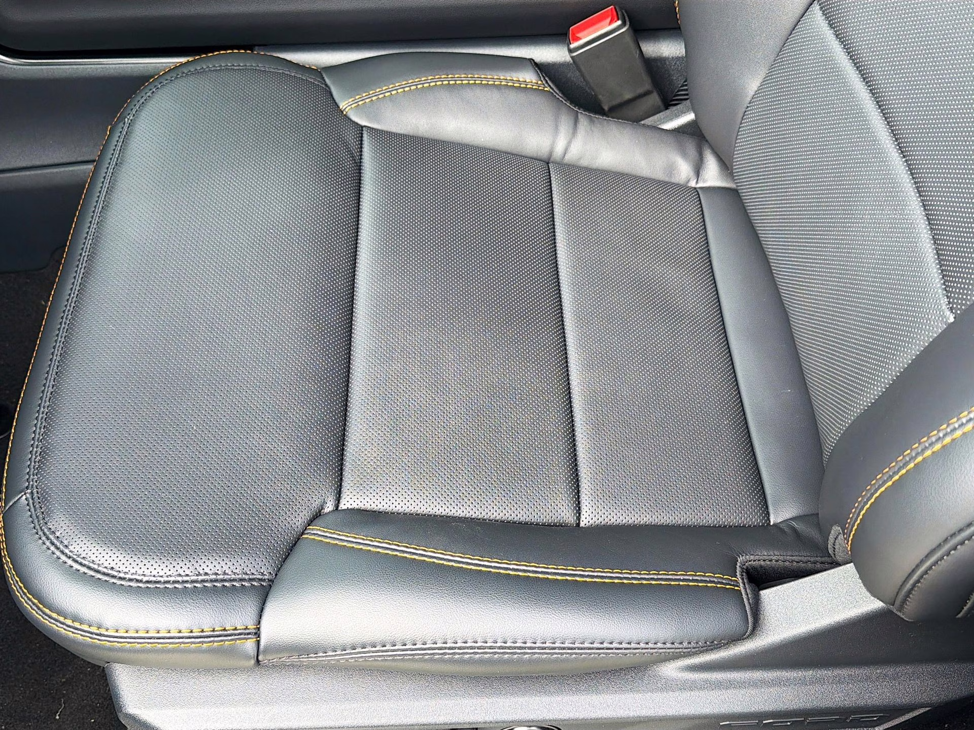 2026 Glacier Gray Metallic Tri-Coat Ford Expedition Tremor 4X4 SUV