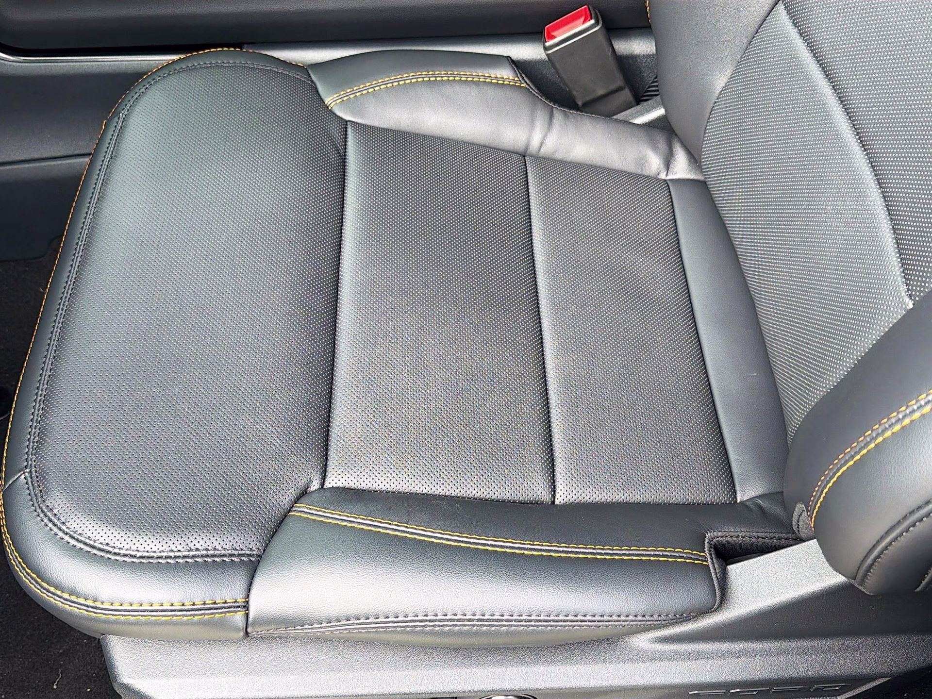 2026 Glacier Gray Metallic Tri-Coat Ford Expedition Tremor 4X4 SUV