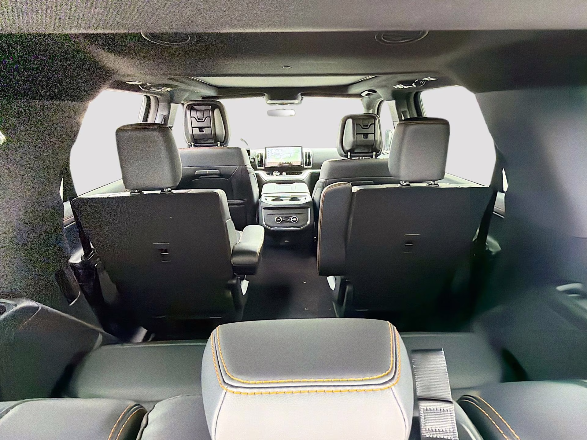 2026 Glacier Gray Metallic Tri-Coat Ford Expedition Tremor 4X4 SUV