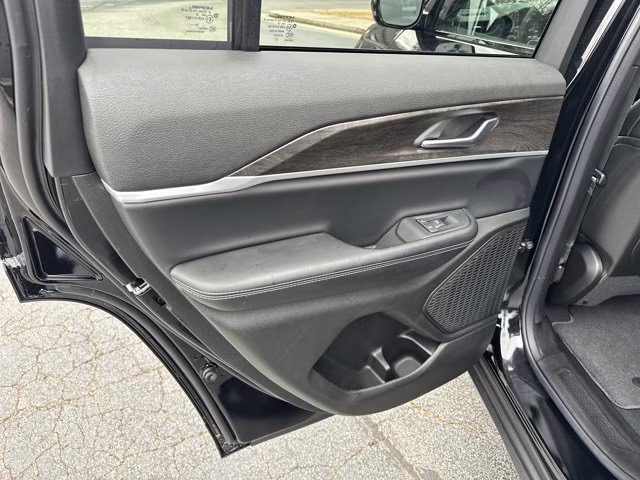 2026 Diamond Black Crystal Pearlcoat Jeep Grand Cherokee Laredo Altitude RWD SUV