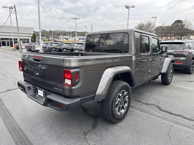 2026 Granite Crystal Metallic Clearcoat Jeep Gladiator Sahara 4X4 Truck