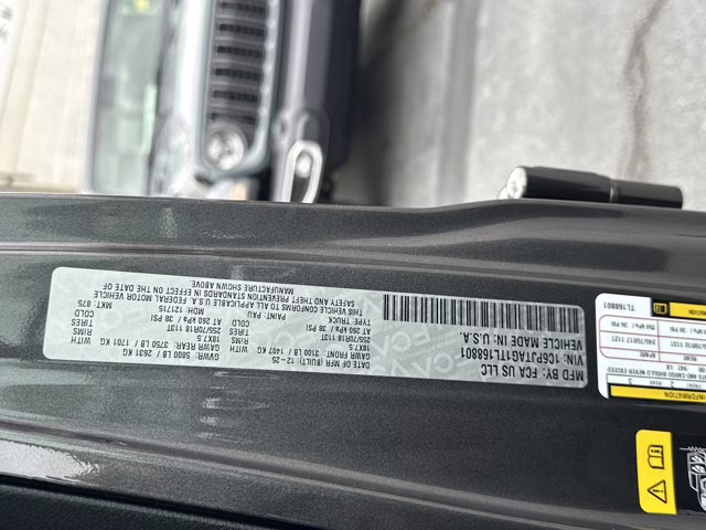 2026 Granite Crystal Metallic Clearcoat Jeep Gladiator Sahara 4X4 Truck