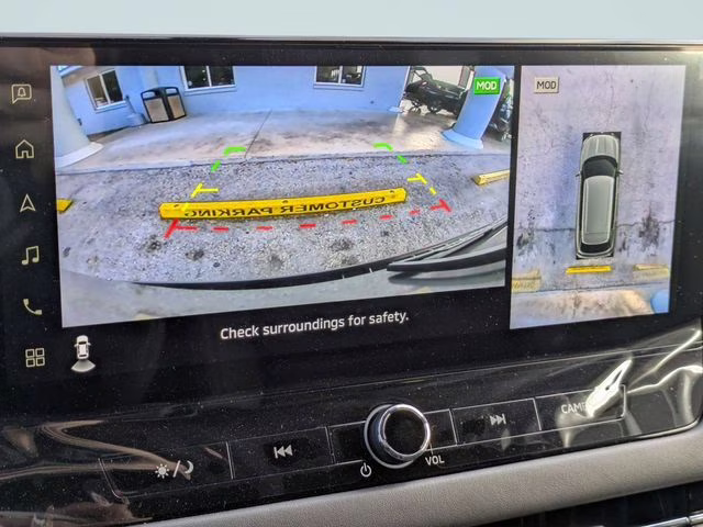 2026 Moonstone Gray/Black Roof Mitsubishi Outlander Trail Edition AWD SUV