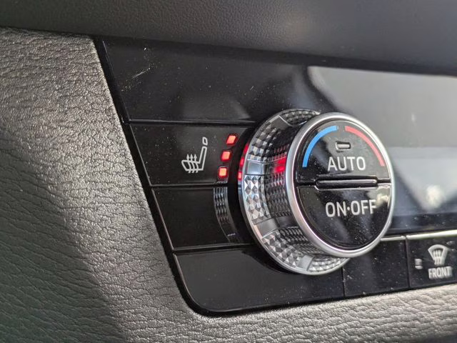 2026 Moonstone Gray/Black Roof Mitsubishi Outlander Trail Edition AWD SUV