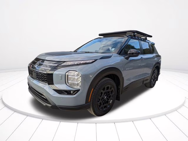2026 Moonstone Gray/Black Roof Mitsubishi Outlander Trail Edition AWD SUV