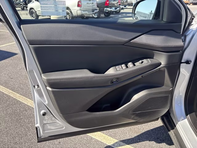2026 Silver Zynith Clearcoat Jeep Cherokee Limited 4X4 SUV