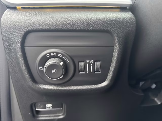 2026 Baltic Gray Metallic Clearcoat Jeep Grand Cherokee Limited RWD SUV