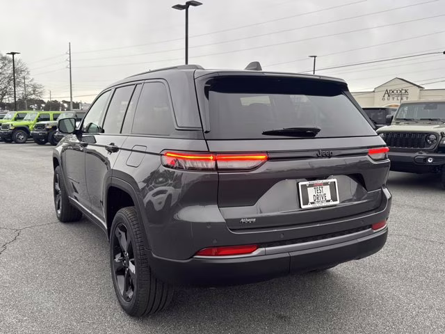 2026 Baltic Gray Metallic Clearcoat Jeep Grand Cherokee Limited RWD SUV
