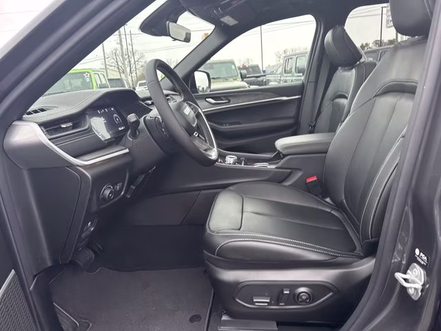 2026 Baltic Gray Metallic Clearcoat Jeep Grand Cherokee Limited RWD SUV