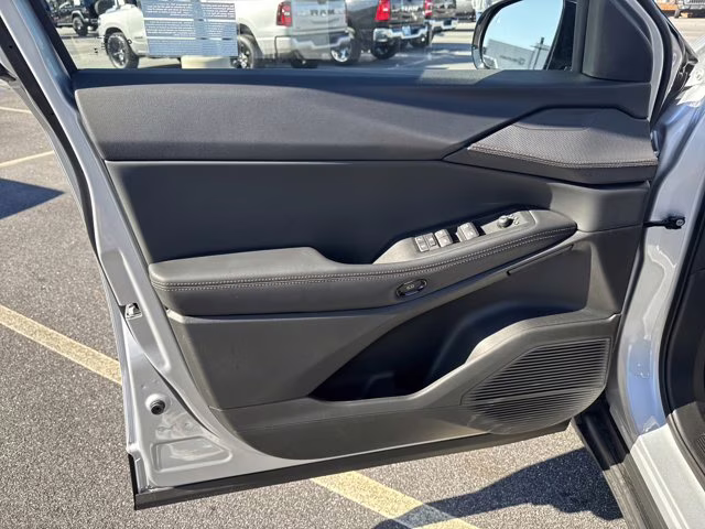 2026 Silver Zynith Clearcoat Jeep Cherokee Limited 4X4 SUV