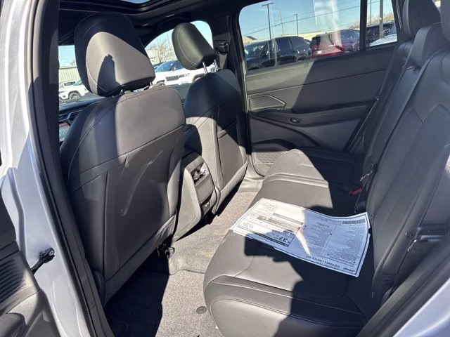 2026 Silver Zynith Clearcoat Jeep Cherokee Limited 4X4 SUV