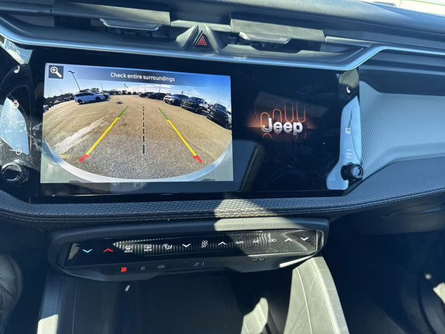 2026 Silver Zynith Clearcoat Jeep Cherokee Limited 4X4 SUV