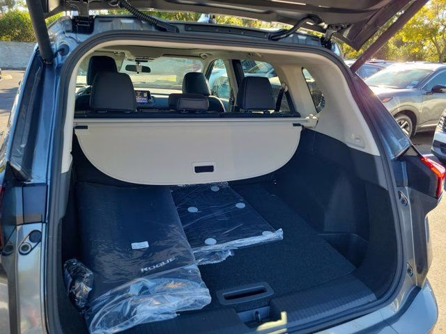 2026 Gun Metallic Nissan Rogue SV FWD SUV