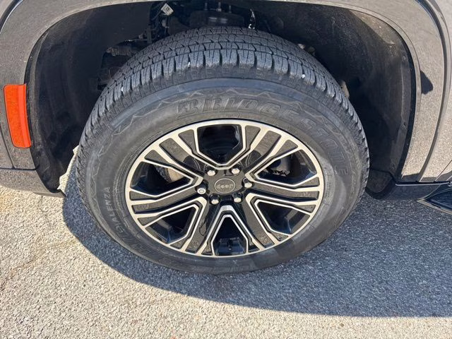 2026 Gray Metallic Jeep Grand Wagoneer Base RWD SUV