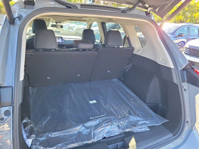 2026 Boulder Gray Pearl Nissan Rogue SV FWD SUV
