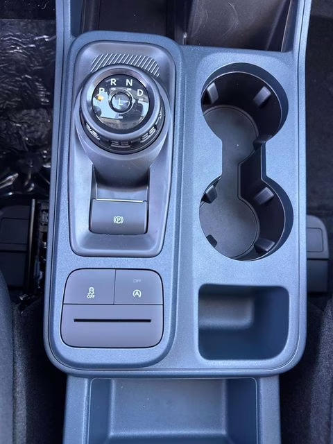 2026 Oxford White Ford Maverick XL AWD Truck