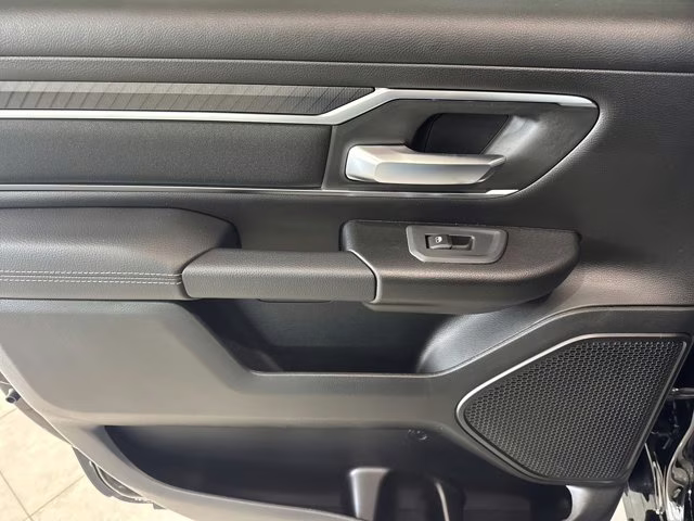 2026 Diamond Black Crystal Pearlcoat Ram 1500 Big Horn 4X4 Truck