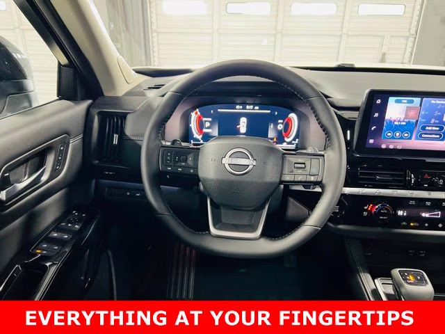 2026 Everest White Pearl/Black Nissan Pathfinder Platinum FWD SUV