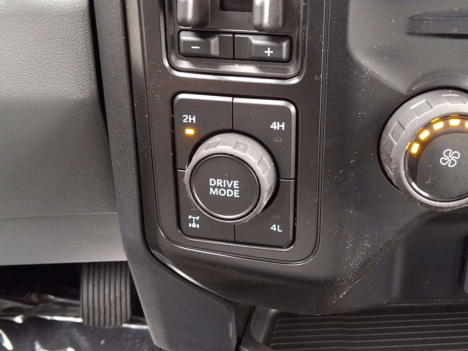 2026 Argon Blue Metallic - E9 Ford Super Duty F-350 SRW XLT 4X4