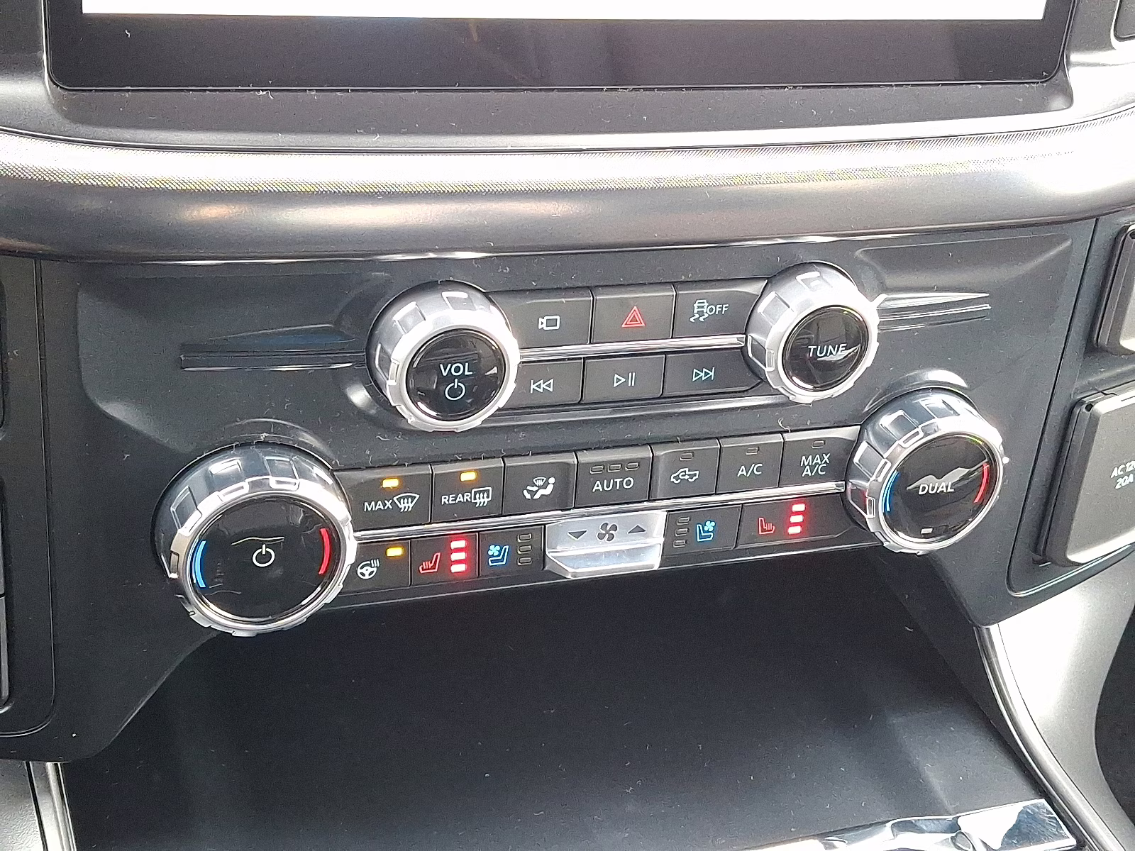 2025 Oxford White - YZ Ford F-150 Tremor 4X4