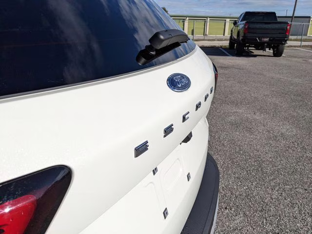 2026 star white metallic tri-coat Ford Escape Plug-In Hybrid Base FWD SUV