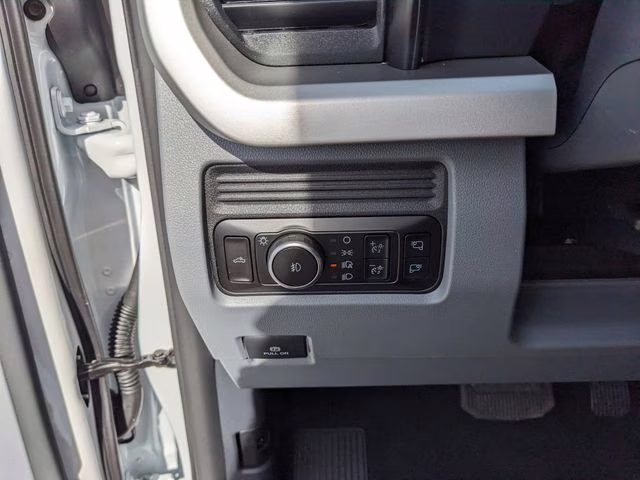 2026 Oxford White Ford Super Duty F-350 SRW XLT 4X4 Truck