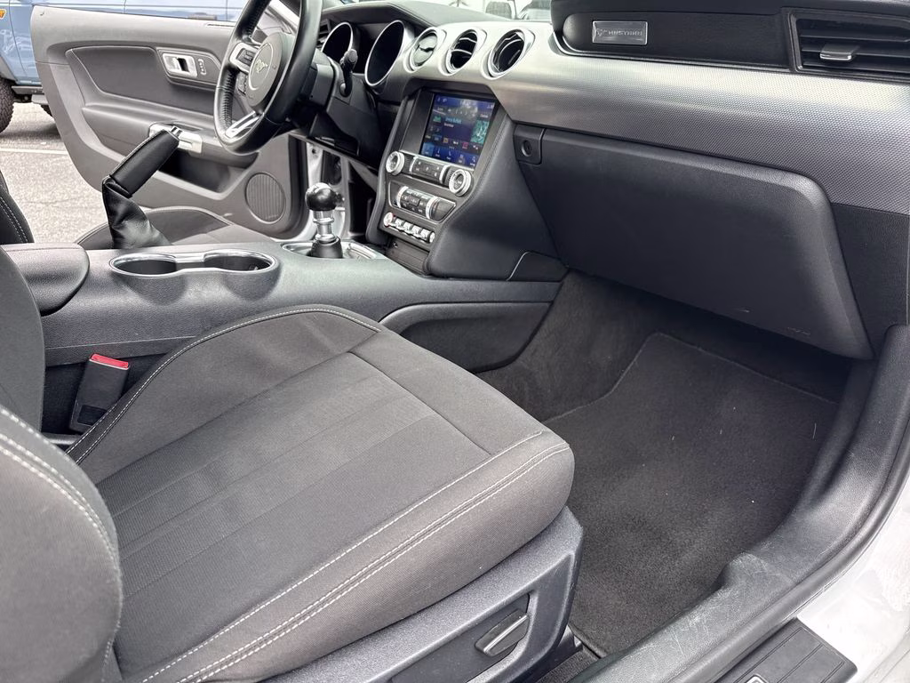 2021 Oxford White Ford Mustang GT RWD Coupe