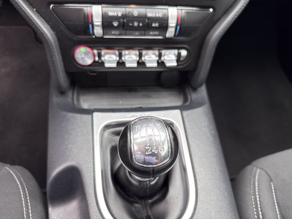 2021 Oxford White Ford Mustang GT RWD Coupe