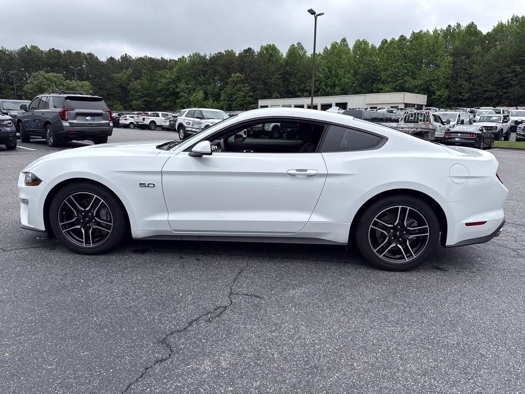 2021 Oxford White Ford Mustang GT RWD Coupe