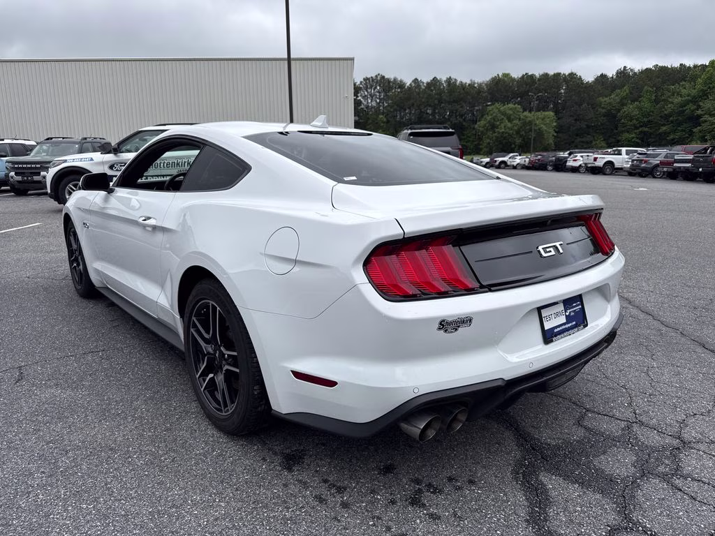 2021 Oxford White Ford Mustang GT RWD Coupe