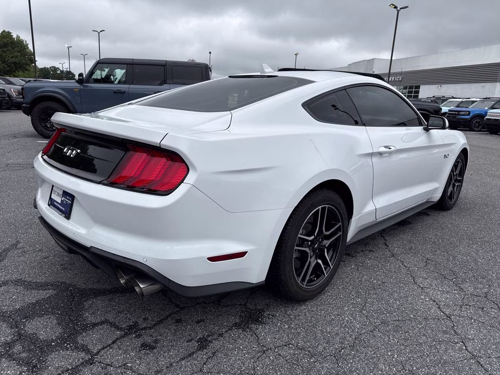2021 Oxford White Ford Mustang GT RWD Coupe