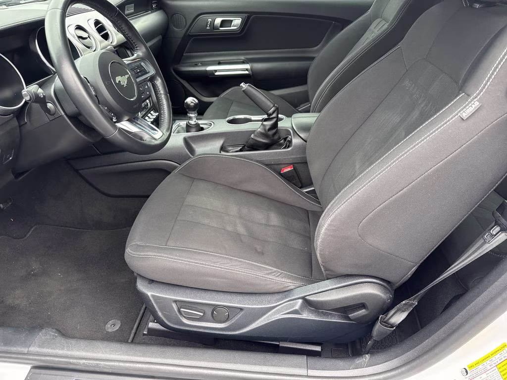 2021 Oxford White Ford Mustang GT RWD Coupe