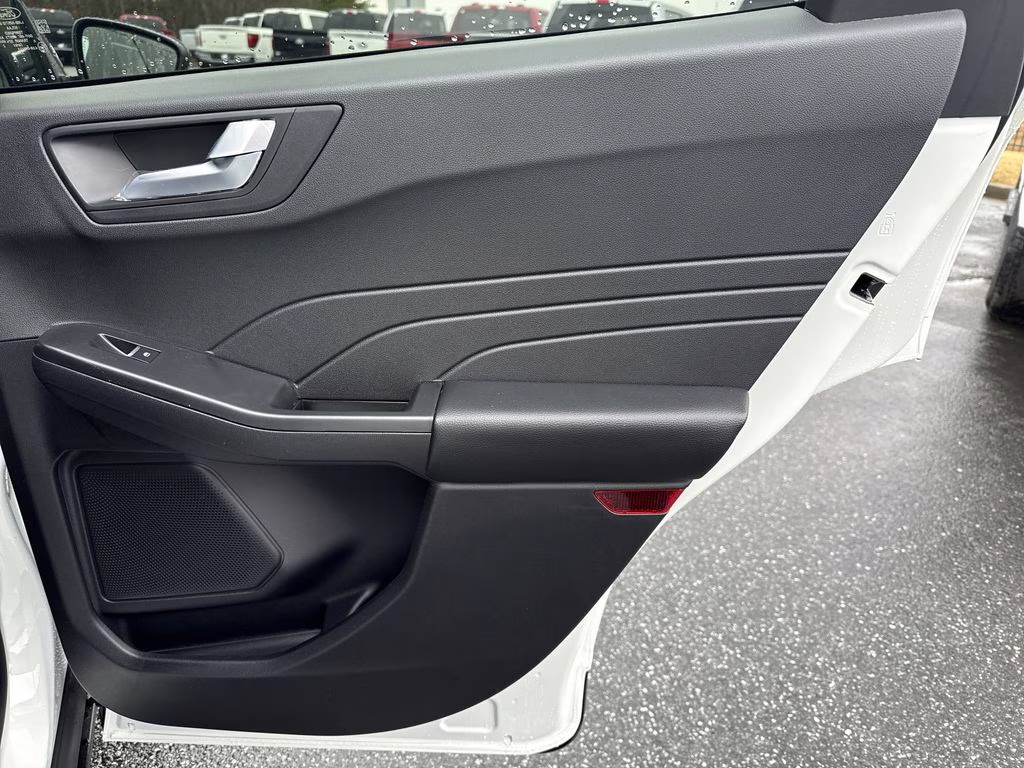 2026 White Metallic Ford Escape ST-Line FWD SUV