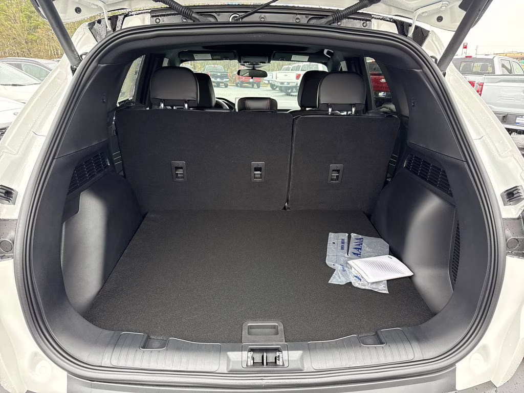 2026 White Metallic Ford Escape ST-Line FWD SUV