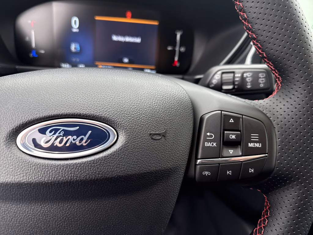 2026 White Metallic Ford Escape ST-Line FWD SUV