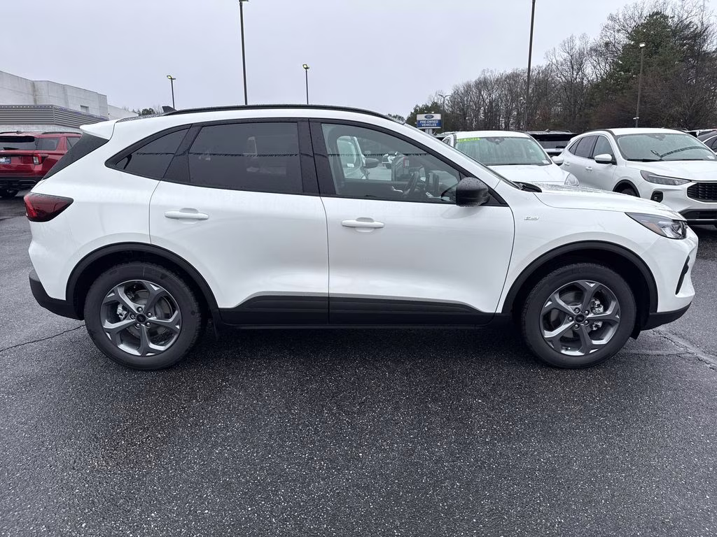 2026 White Metallic Ford Escape ST-Line FWD SUV