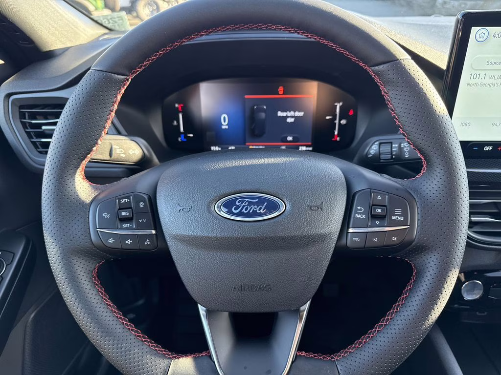 2026 Star White Metallic Tri-Coat Ford Escape ST-Line FWD SUV