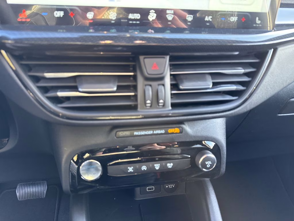 2026 Agate Black Metallic Ford Escape ST-Line FWD SUV