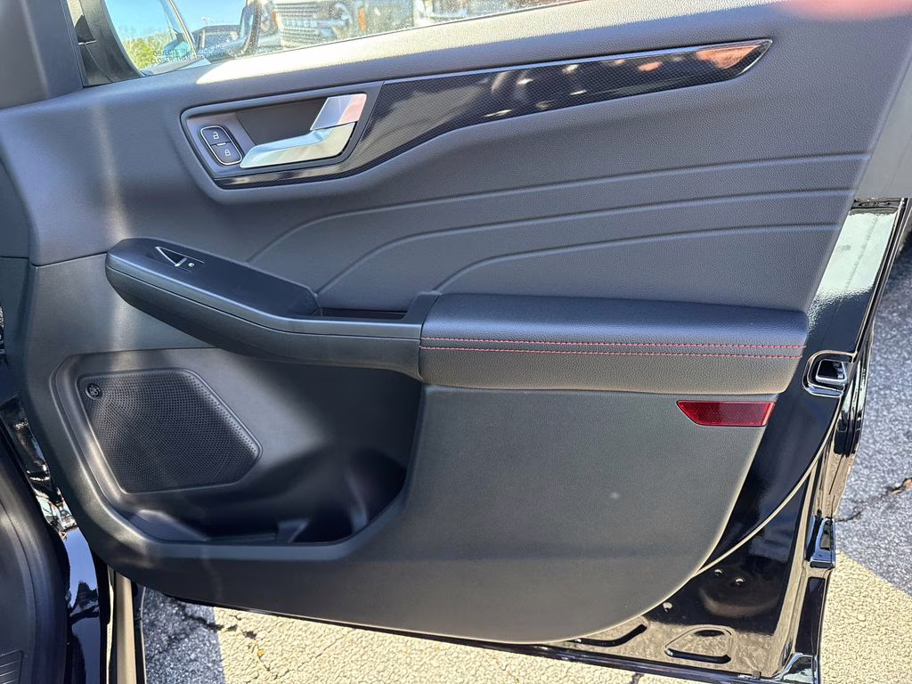 2026 Agate Black Metallic Ford Escape ST-Line Select AWD SUV