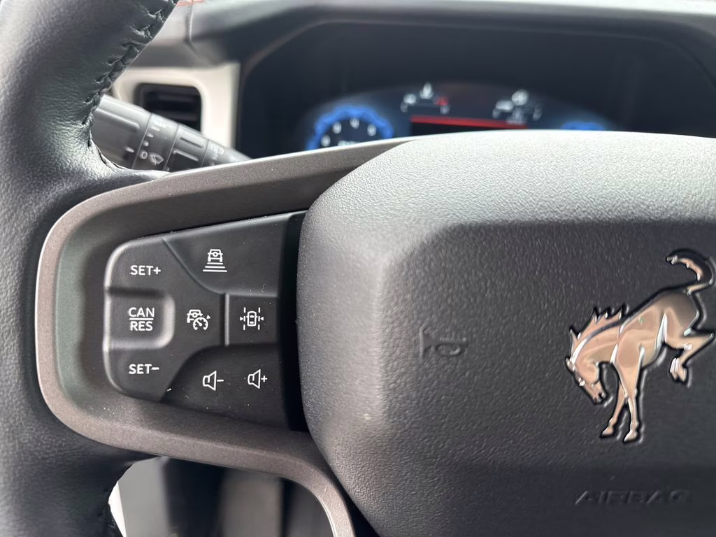 2025 Oxford White Ford Bronco Stroppe Edition 4X4 SUV