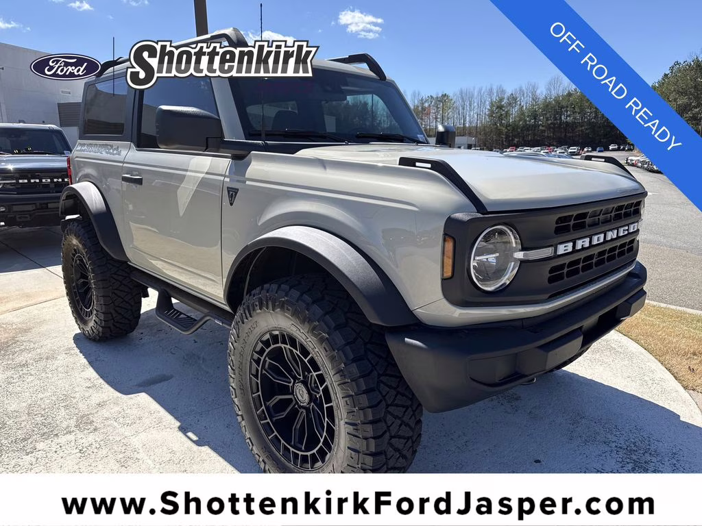 2025 Desert Sand Ford Bronco Base 4X4 SUV