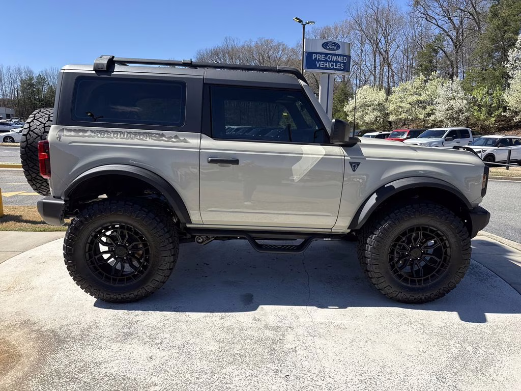 2025 Desert Sand Ford Bronco Base 4X4 SUV
