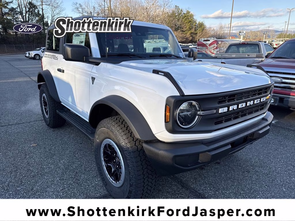 2025 Oxford White Ford Bronco Base 4X4 SUV