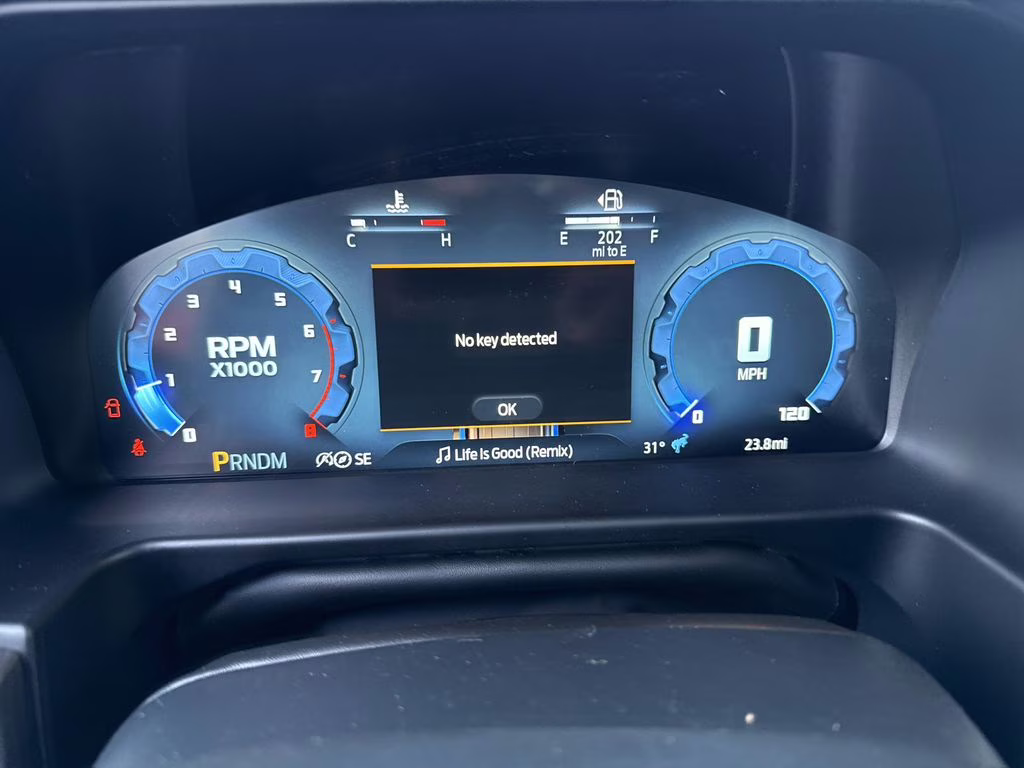 2025 Oxford White Ford Bronco Base 4X4 SUV