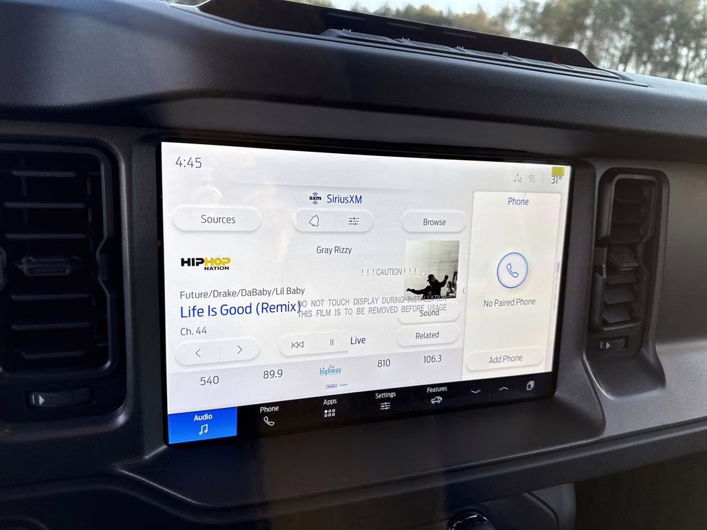 2025 Oxford White Ford Bronco Base 4X4 SUV