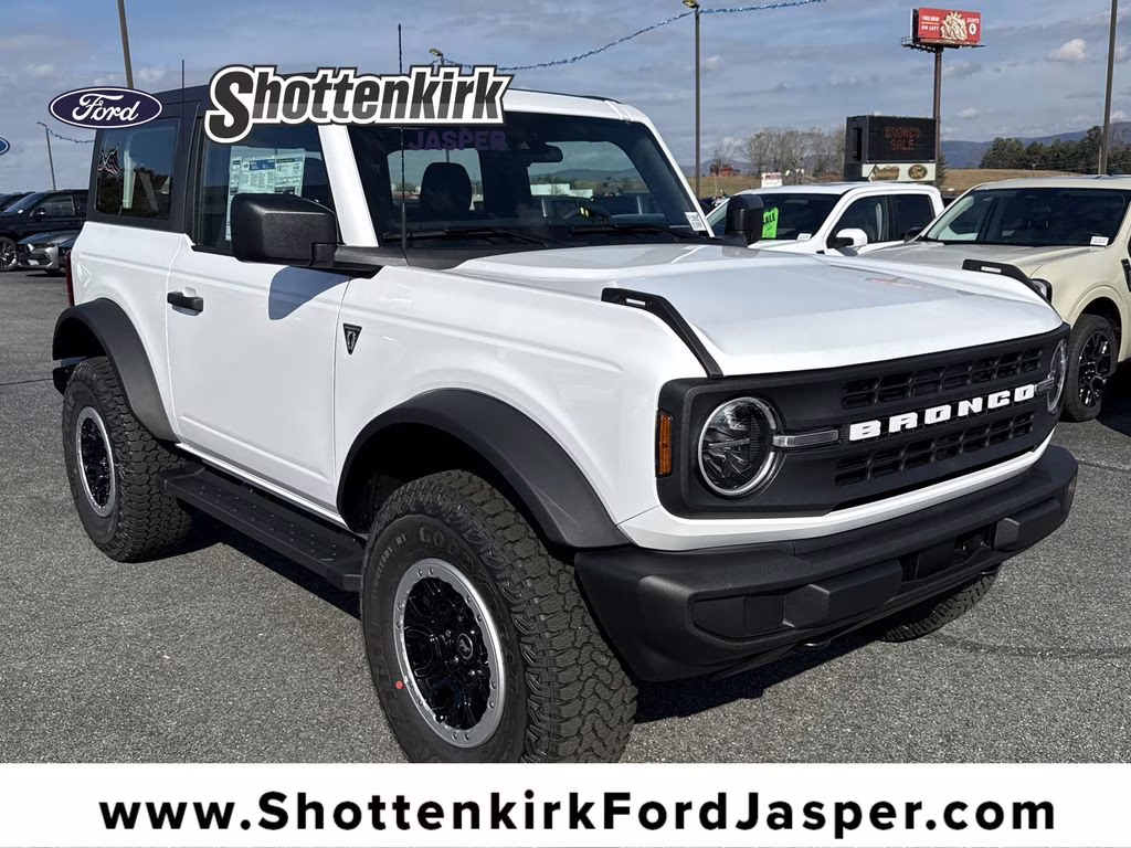 2025 Oxford White Ford Bronco Base 4X4 SUV