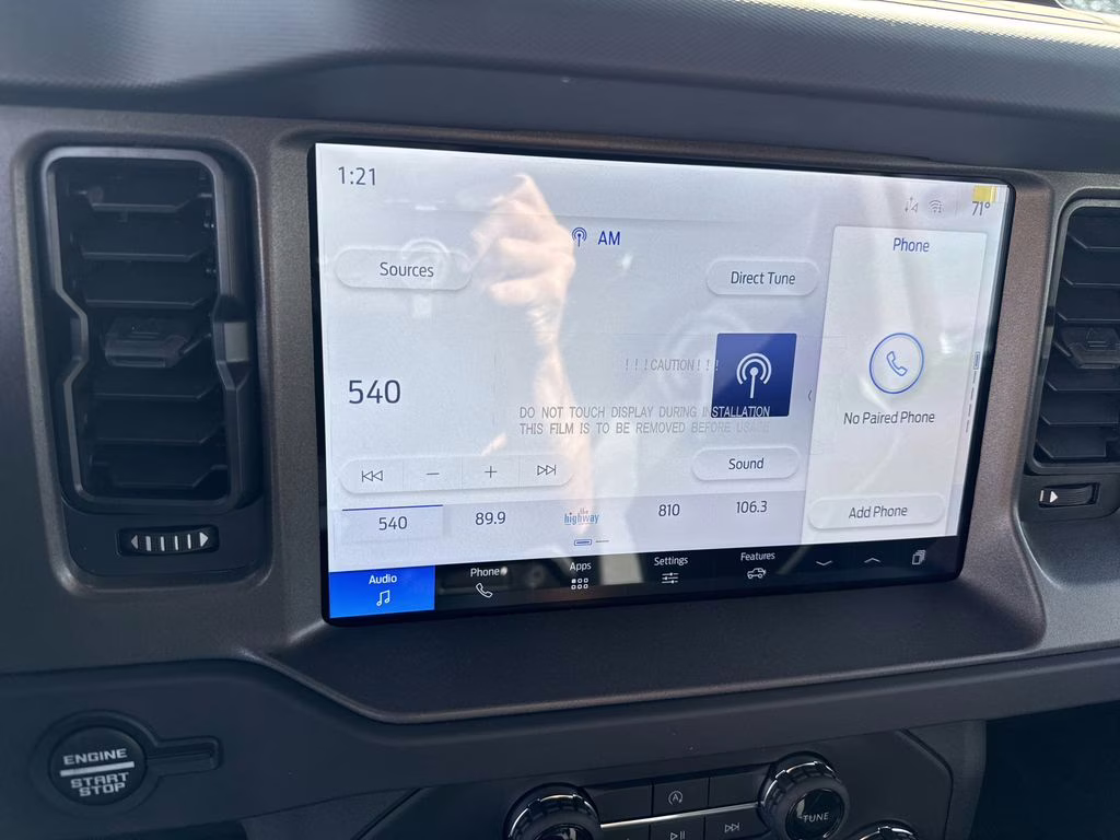 2025 Oxford White Ford Bronco Base 4X4 SUV