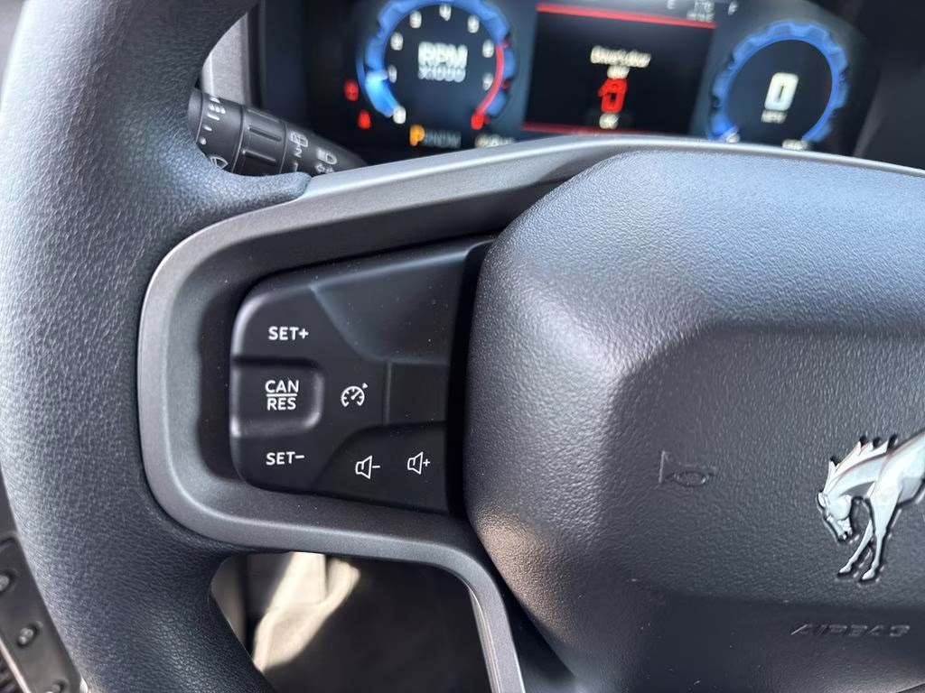 2025 Azure Gray Metallic Tri-Coat Ford Bronco Base 4X4 SUV