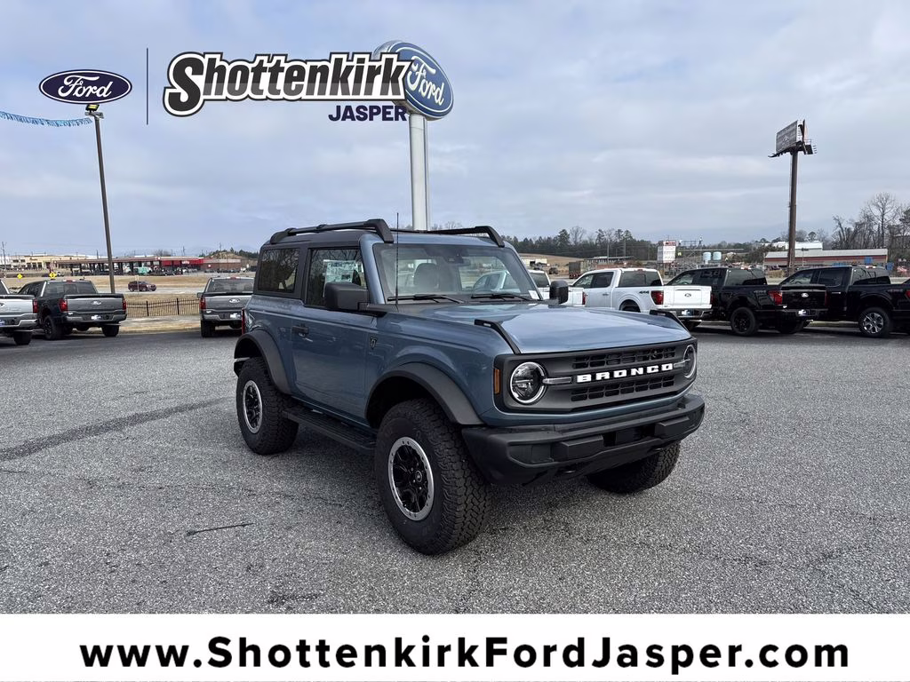 2025 Azure Gray Metallic Tri-Coat Ford Bronco Base 4X4 SUV